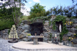 Hl. Messe bei der Lourdes-Mariengrotte